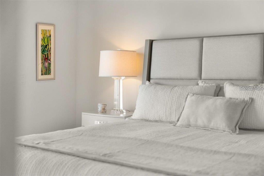 111 GOLDEN GATE PT #802PH — photo 44
