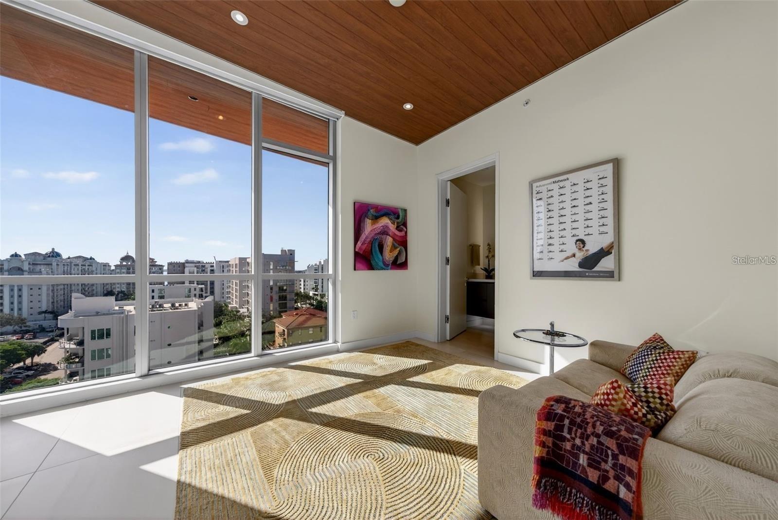 111 GOLDEN GATE PT #802PH — photo 40