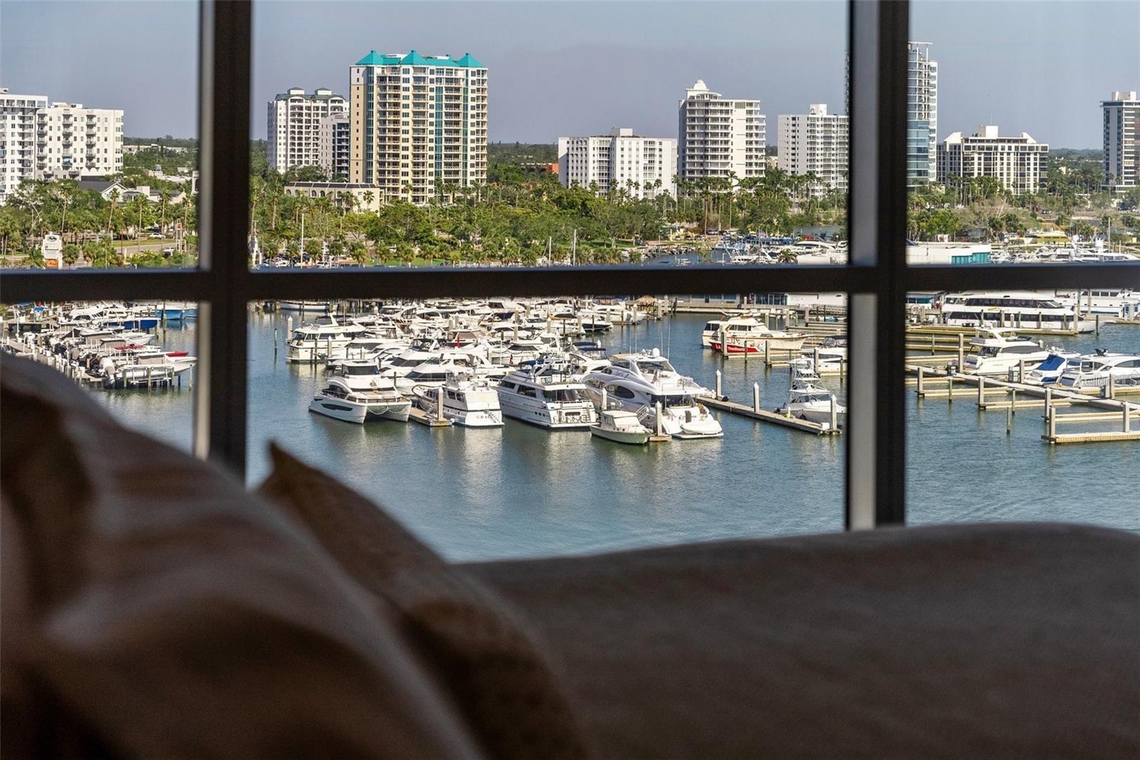 111 GOLDEN GATE PT #802PH — photo 33