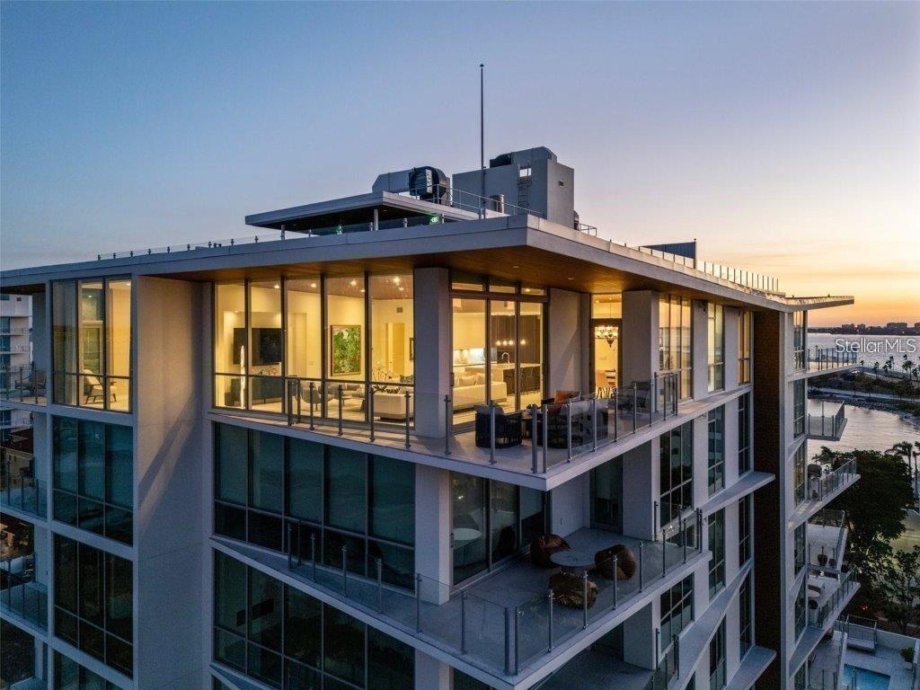 111 GOLDEN GATE PT #802PH — photo 18