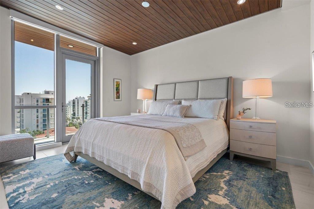 111 GOLDEN GATE PT #802PH — photo 43