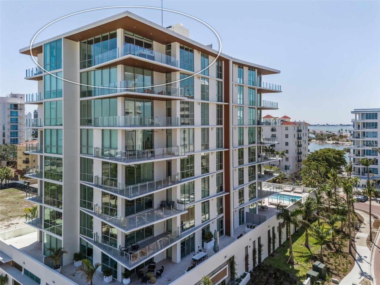 111 GOLDEN GATE PT #802PH — photo 2