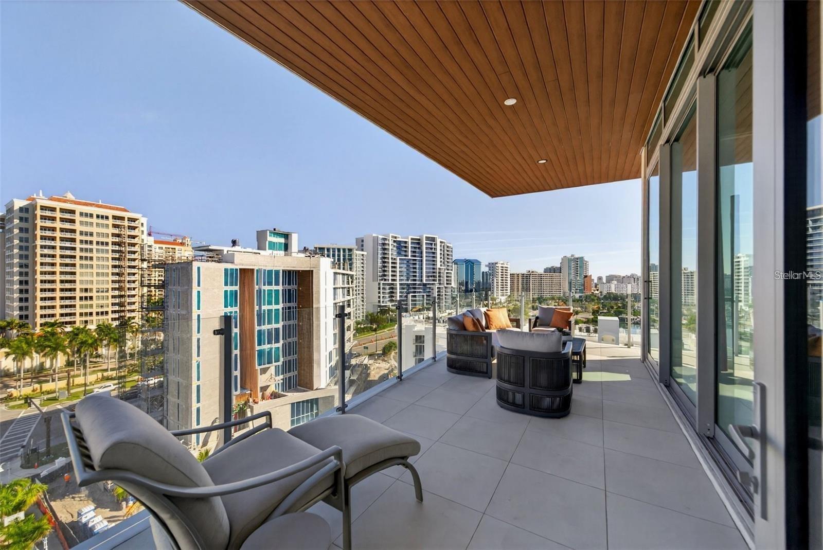 111 GOLDEN GATE PT #802PH — photo 21
