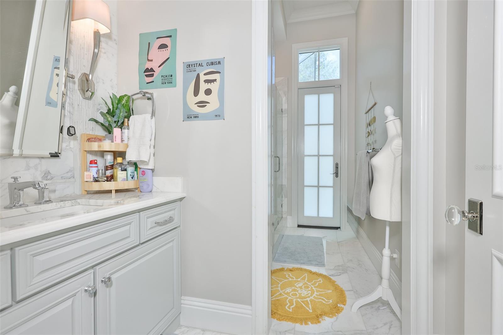 629 RIVIERA DR — photo 22