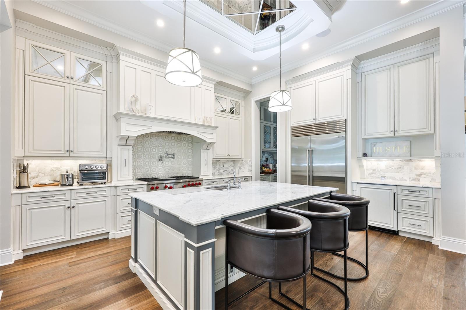 629 RIVIERA DR — photo 13