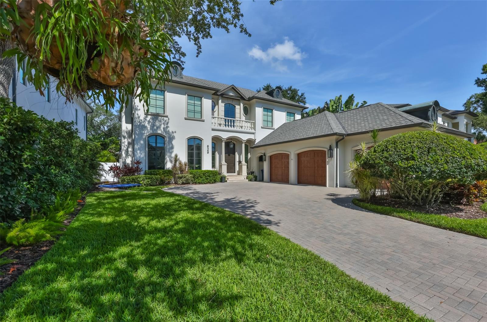 629 RIVIERA DR — photo 2