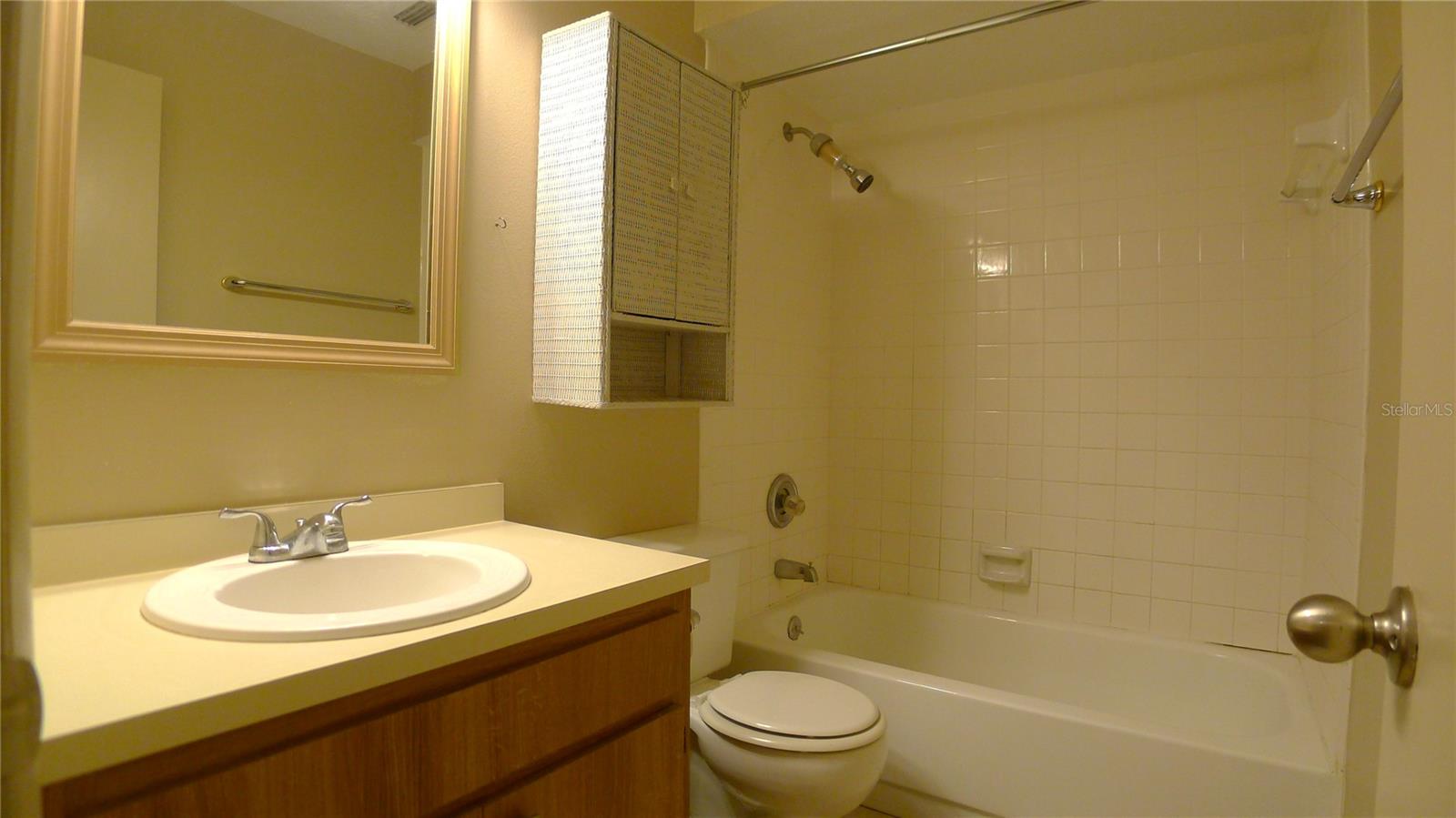 608 LYNCHBURG DR — photo 14