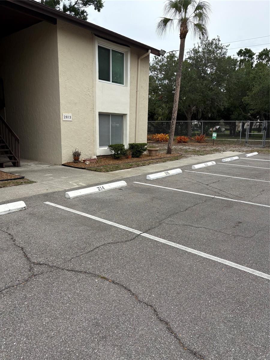 2613 PINE LAKE TER #B — photo 9