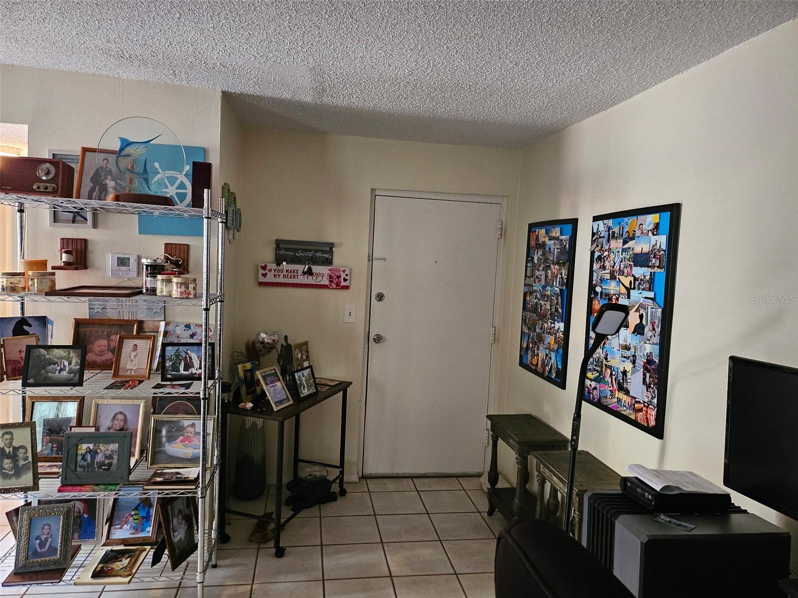 2613 PINE LAKE TER #B — photo 2