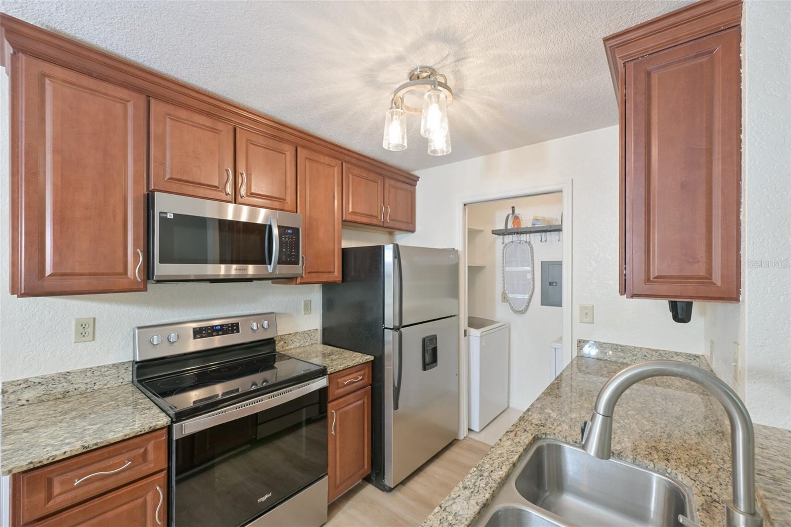 10265 GANDY BLVD N #1006 — photo 10