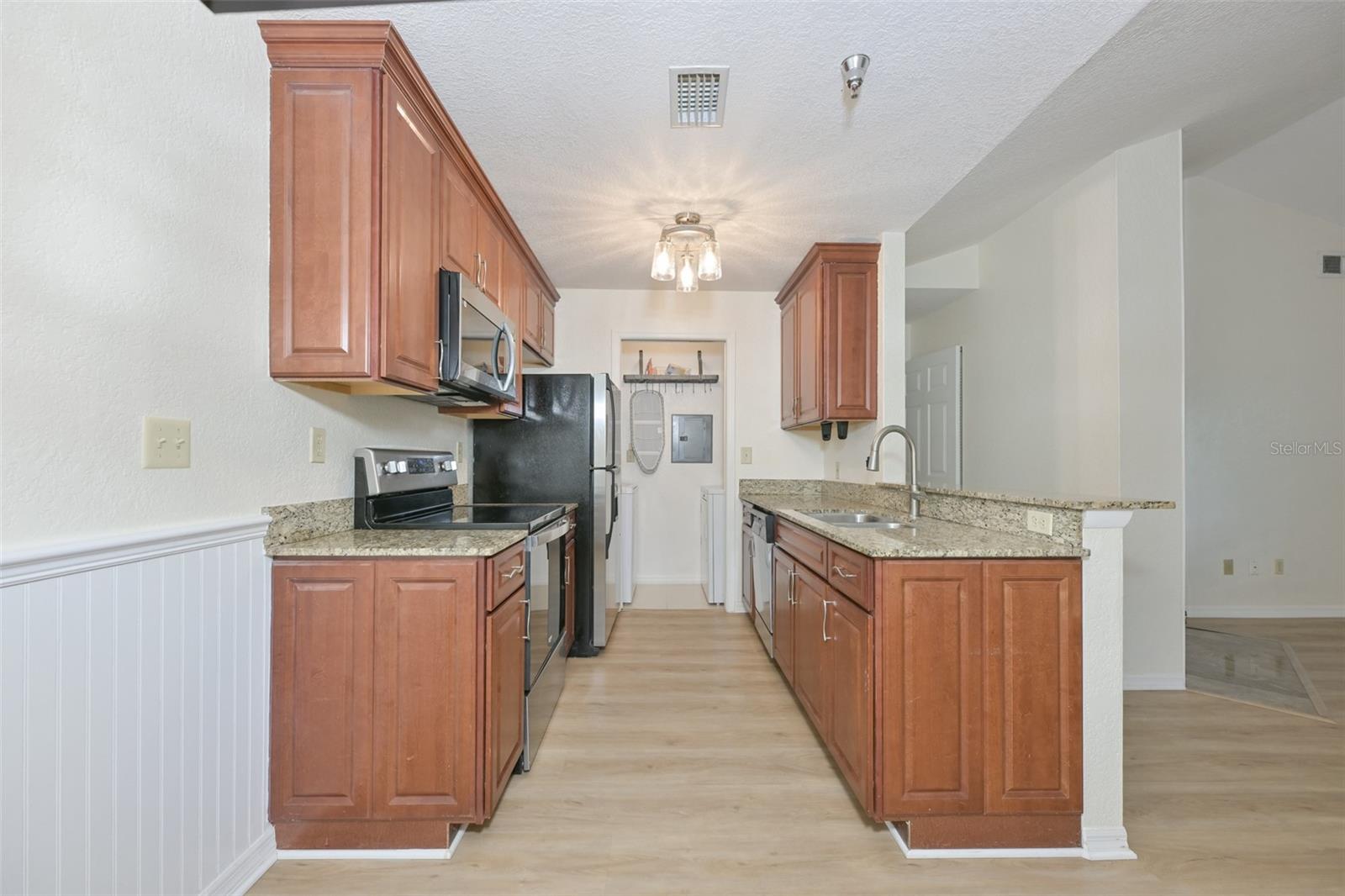 10265 GANDY BLVD N #1006 — photo 8