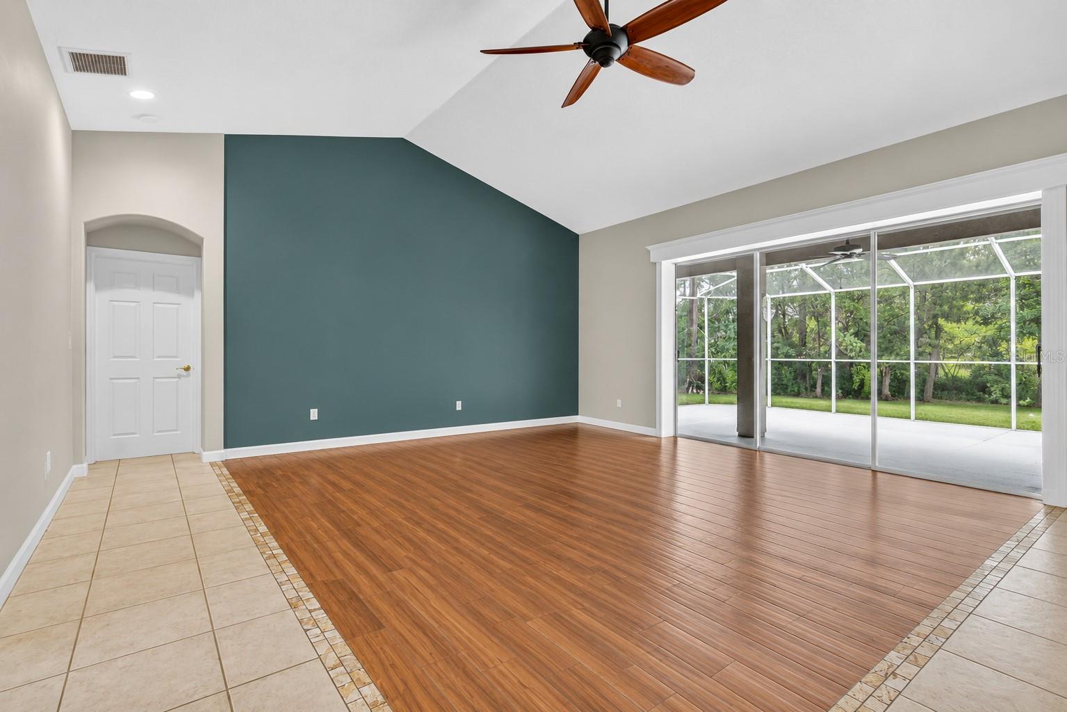 6130 BRIDLEFORD DR — photo 13