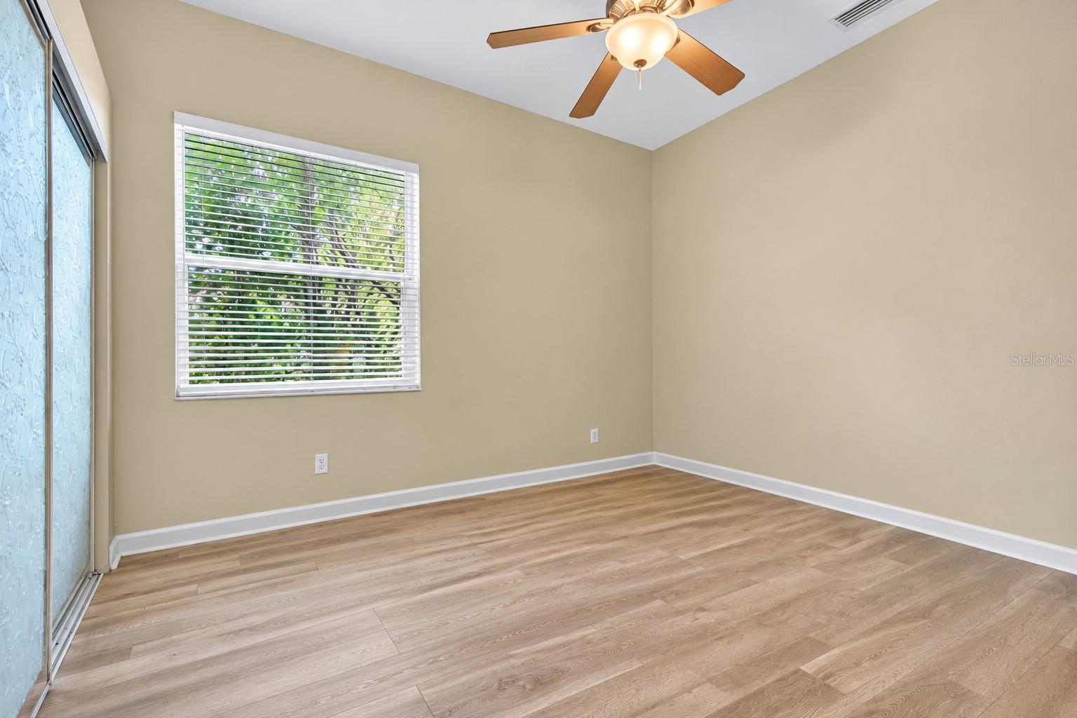 6130 BRIDLEFORD DR — photo 28