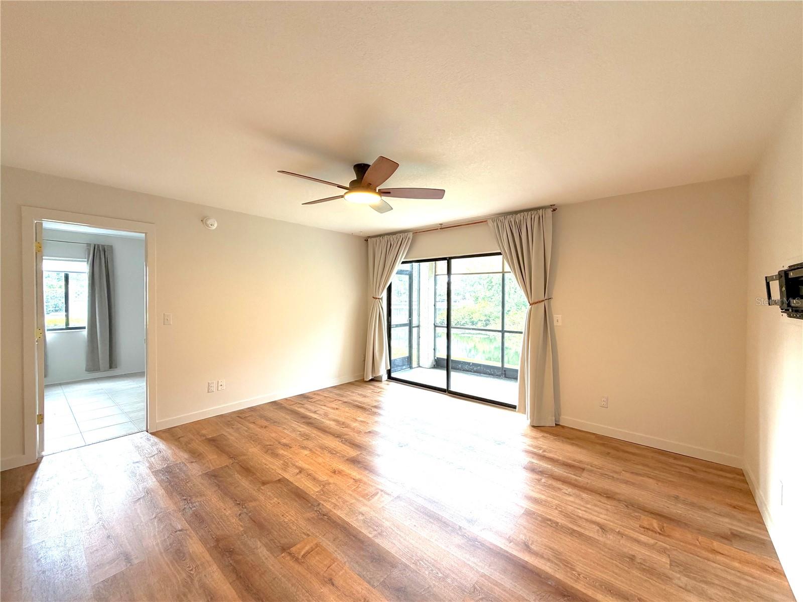 2067 HUNTERS GLEN DR #312 — photo 15