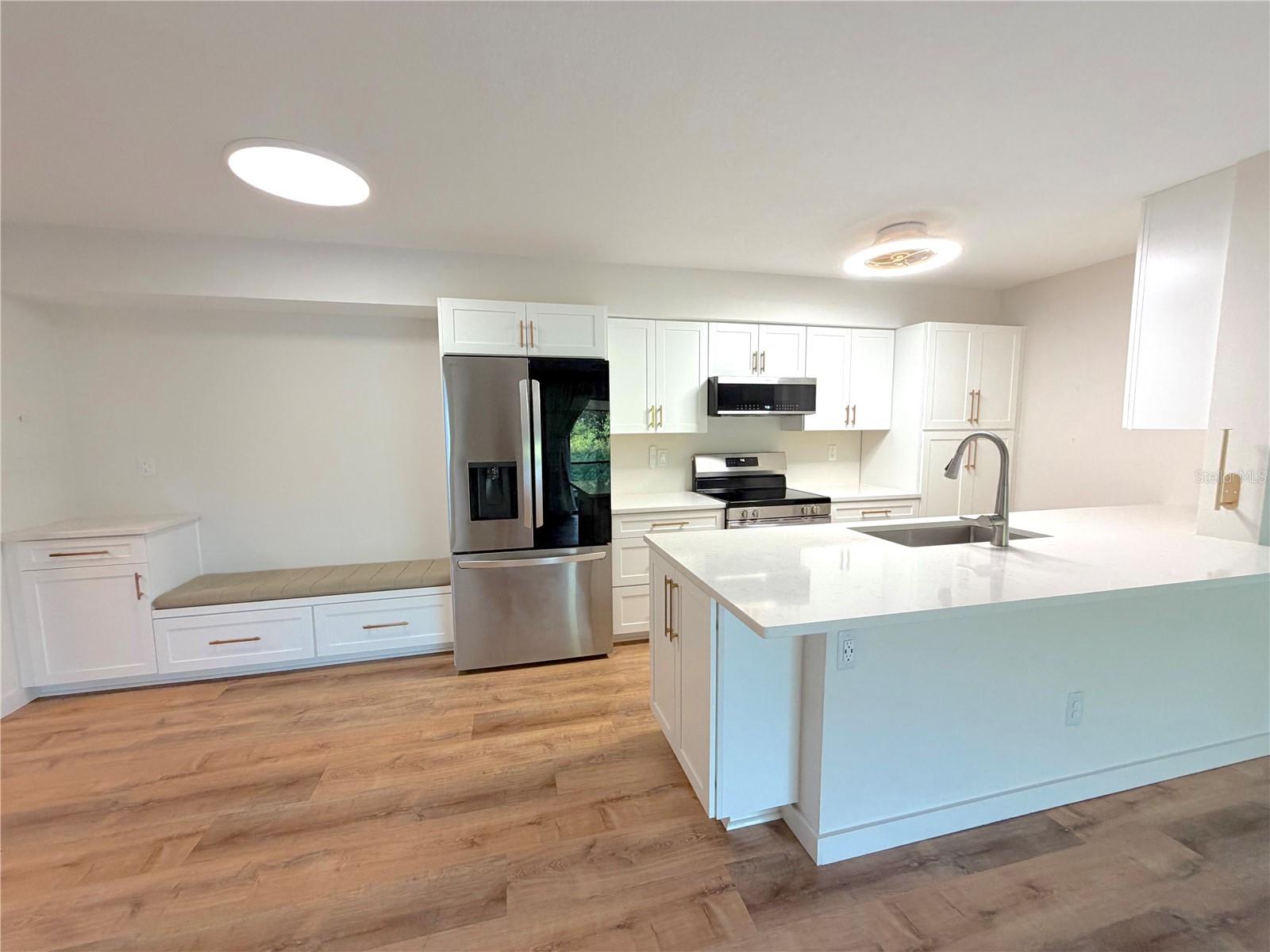 2067 HUNTERS GLEN DR #312 — photo 8