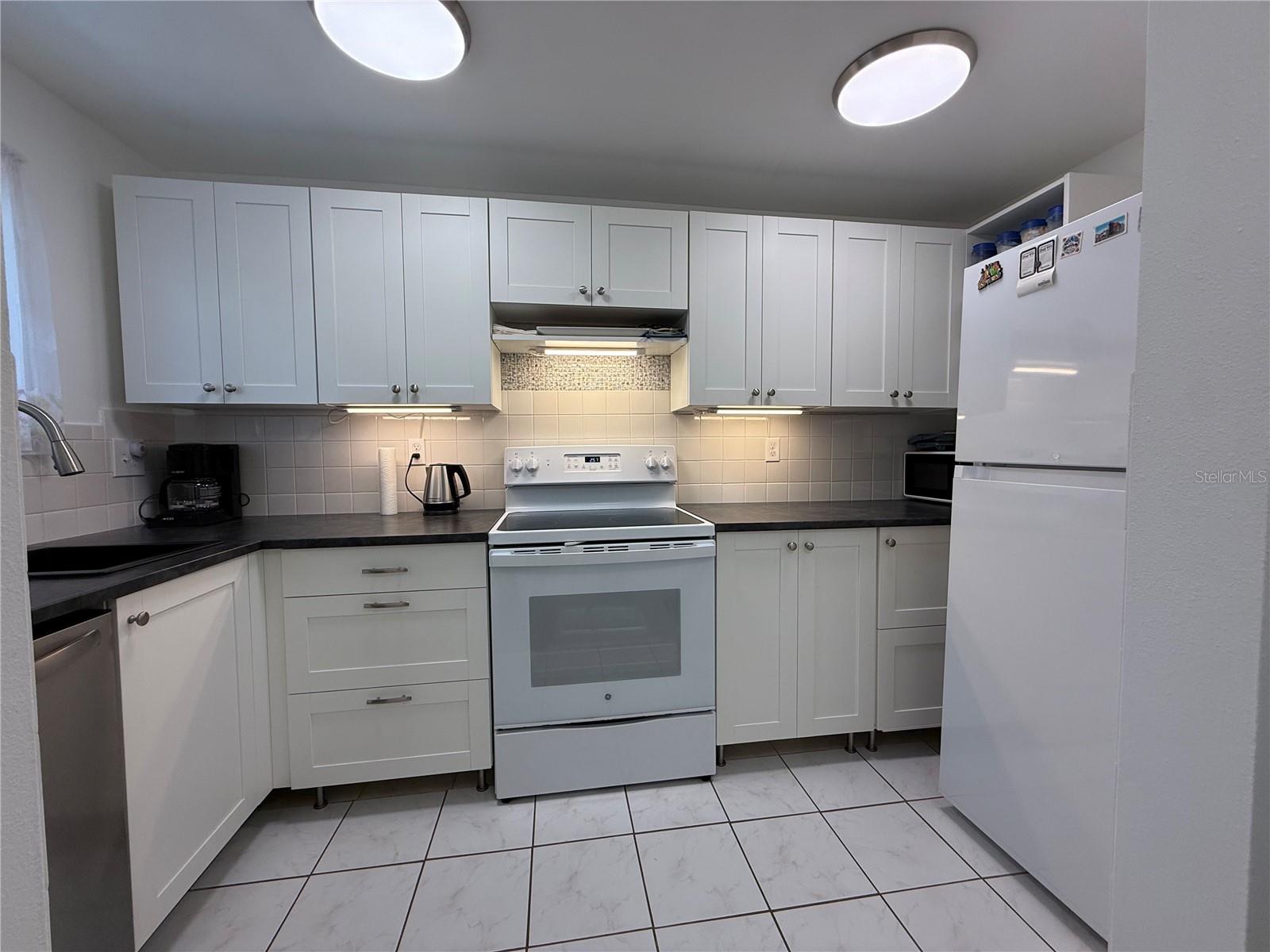1243 S MARTIN LUTHER KING JR AVE #C303 — photo 3