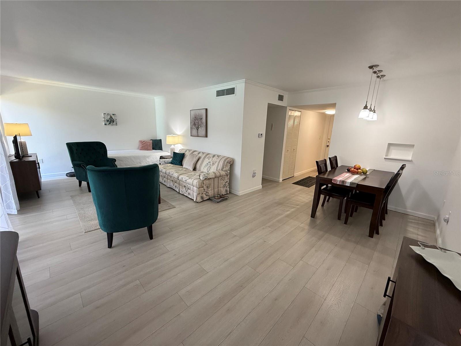 1243 S MARTIN LUTHER KING JR AVE #C303 — photo 6