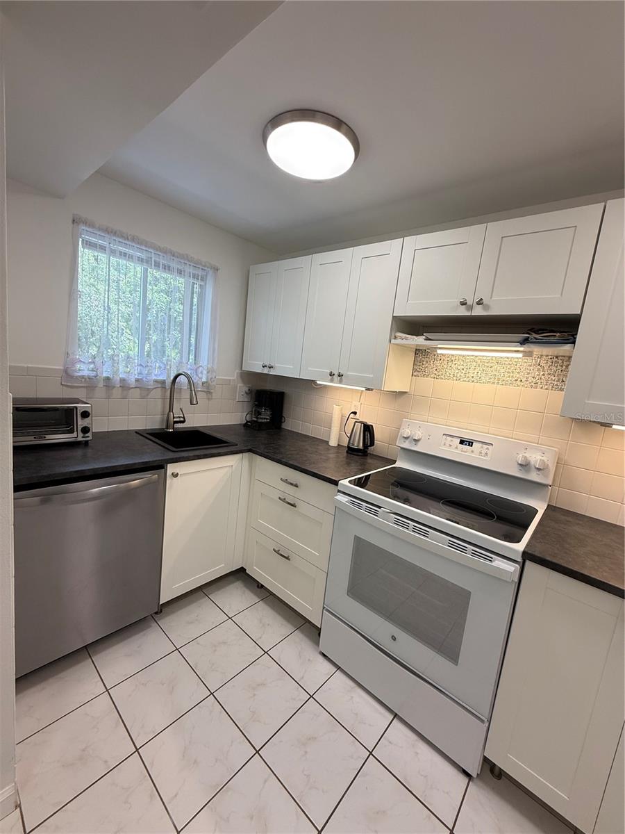 1243 S MARTIN LUTHER KING JR AVE #C303 — photo 2