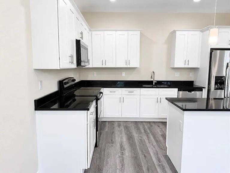 4365 CAMBIO GARDENS CT — photo 10