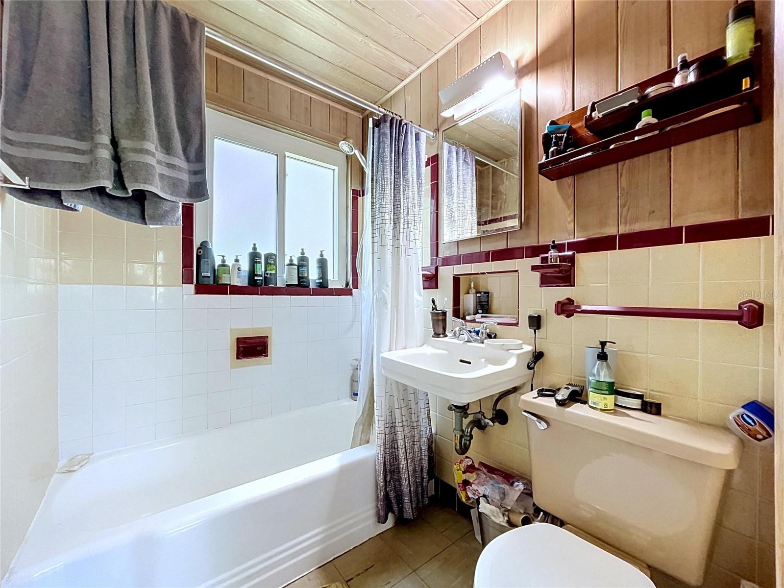 1275 MICKLER LN — photo 15