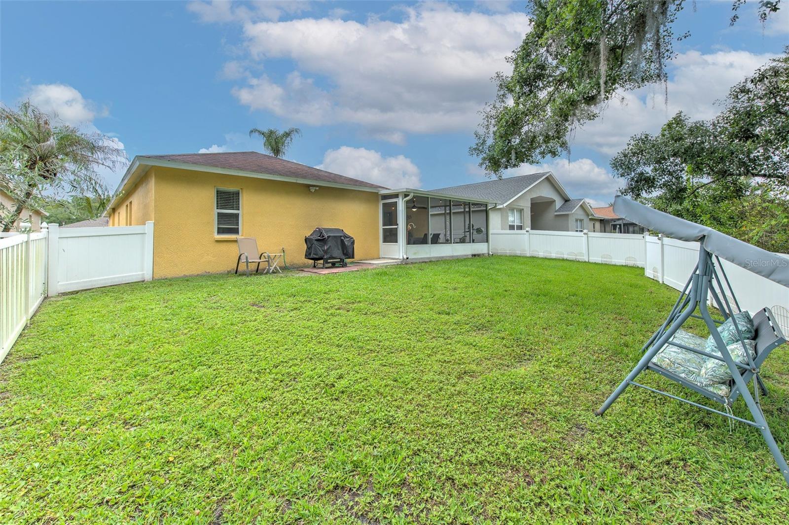 30914 BURLEIGH DR — photo 38