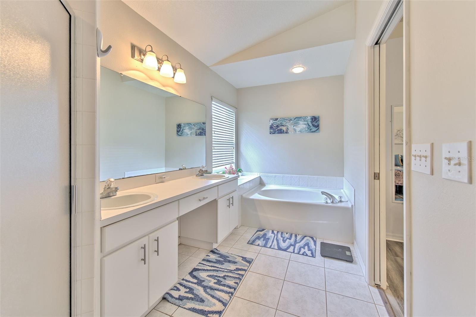 30914 BURLEIGH DR — photo 26