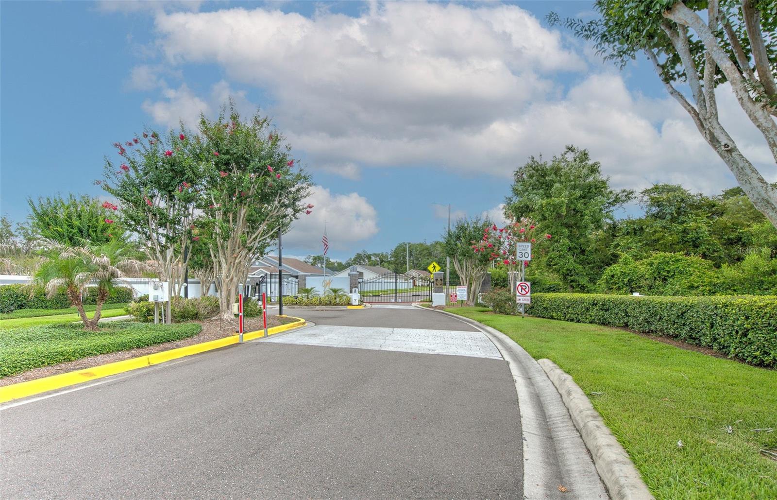 30914 BURLEIGH DR — photo 40