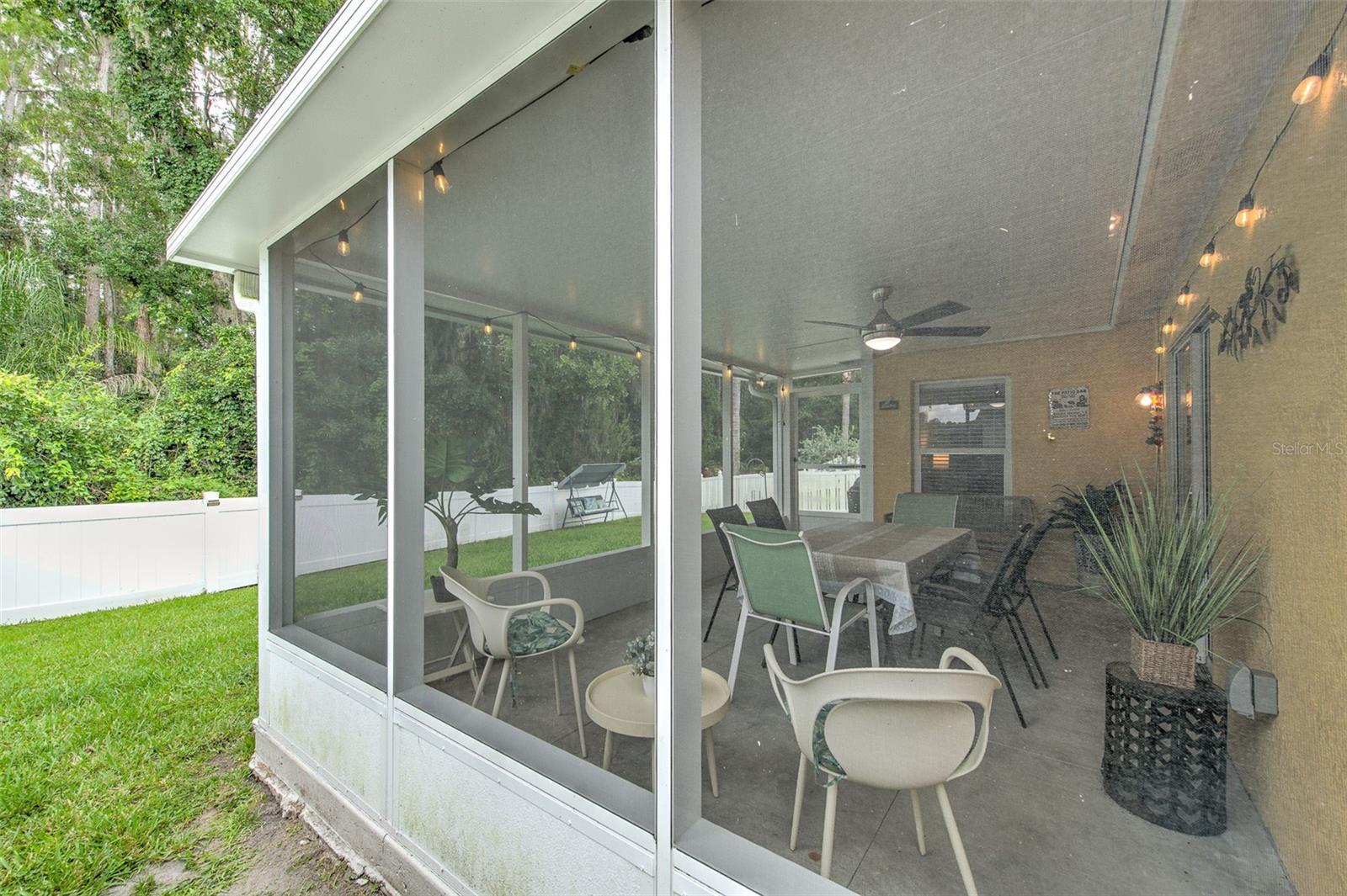 30914 BURLEIGH DR — photo 36