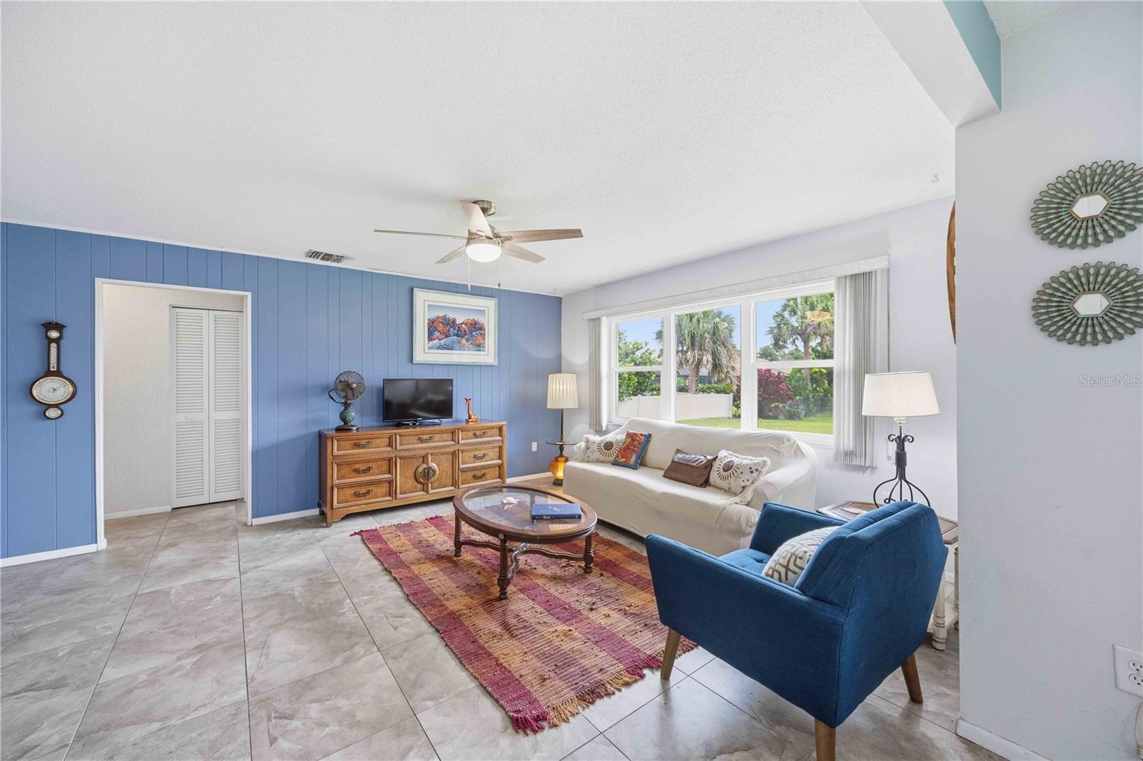119 VAN DYCK DR — photo 13