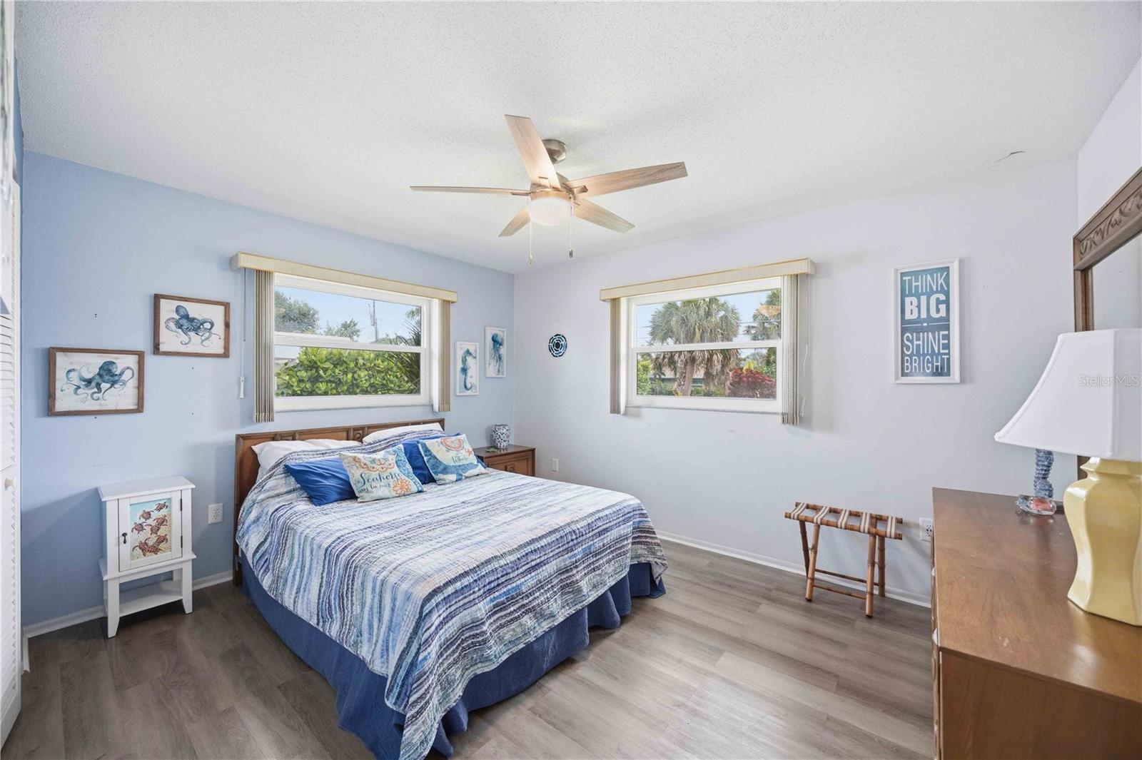 119 VAN DYCK DR — photo 30