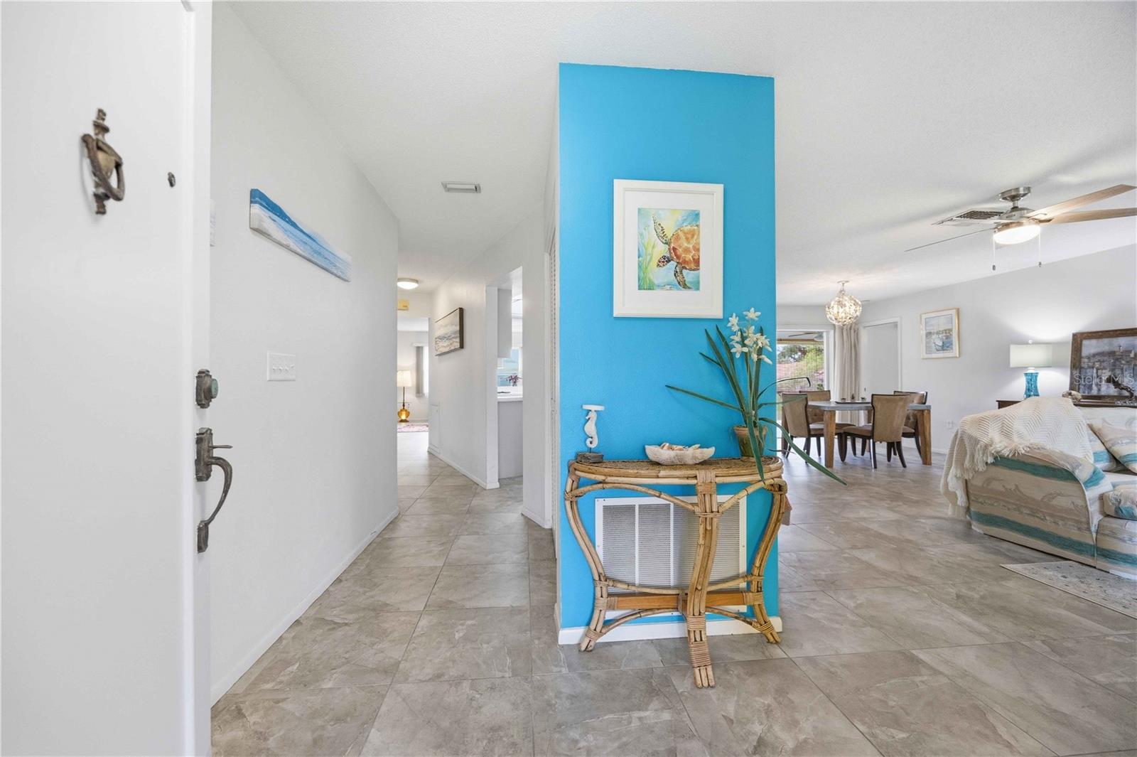 119 VAN DYCK DR — photo 4