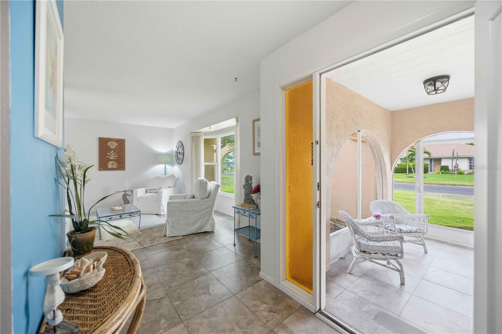 119 VAN DYCK DR — photo 3