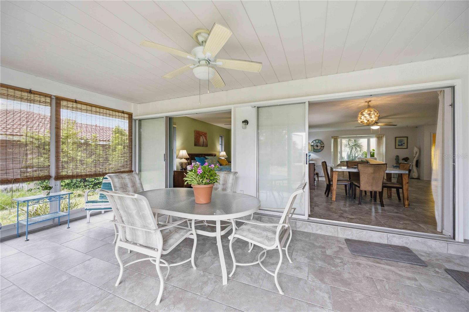 119 VAN DYCK DR — photo 43
