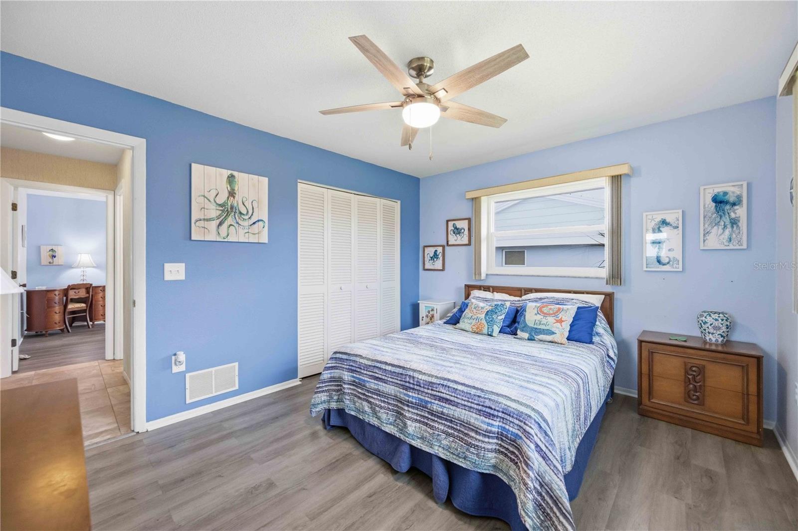 119 VAN DYCK DR — photo 28