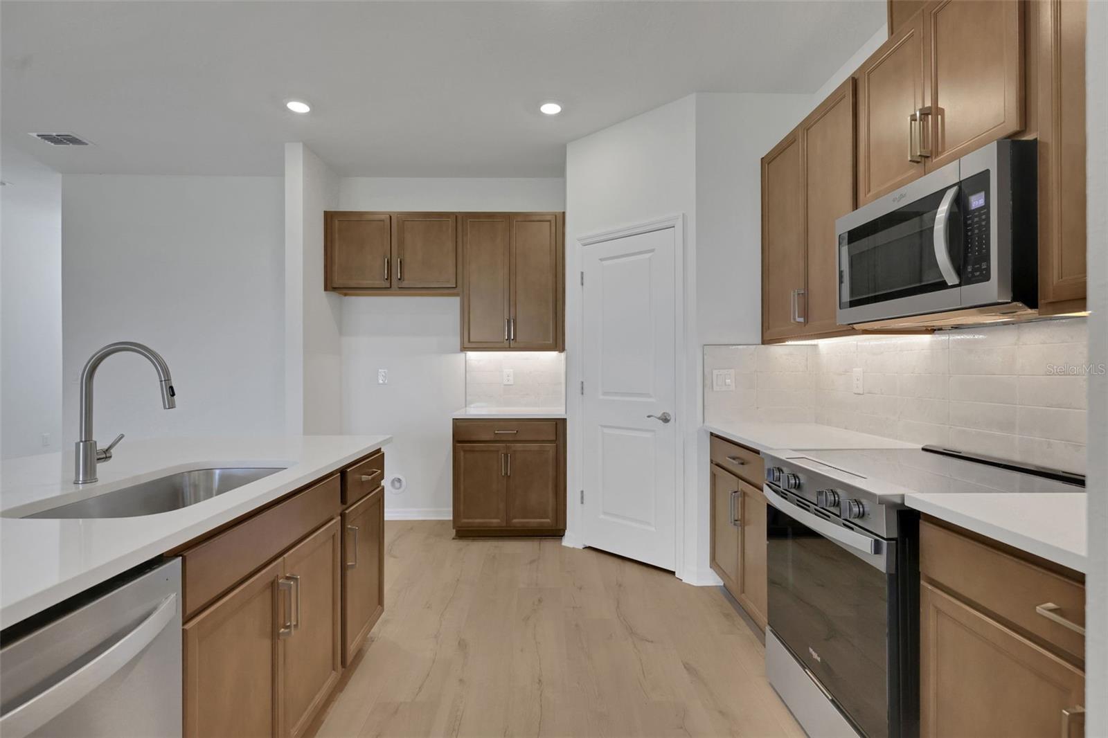 7534 SEA OAK CT — photo 12