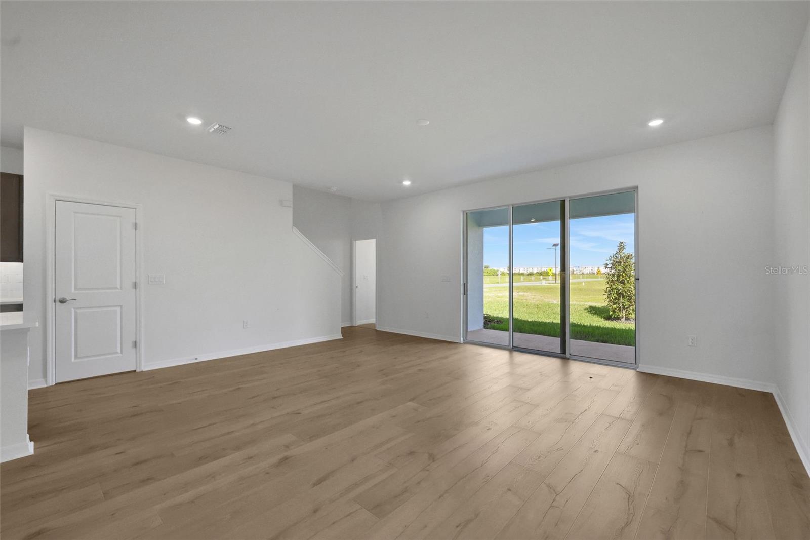 7534 SEA OAK CT — photo 7