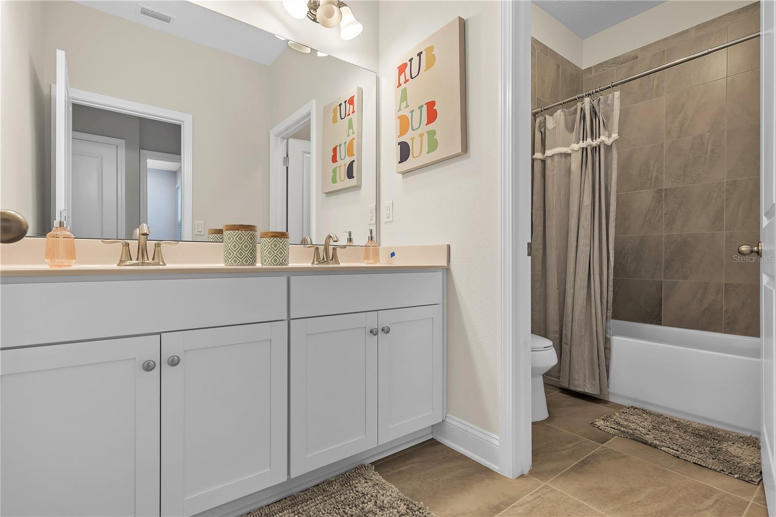 7547 SEA OAK CT — photo 25