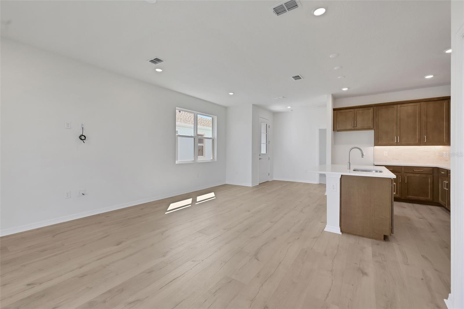 7542 SEA OAK CT — photo 9
