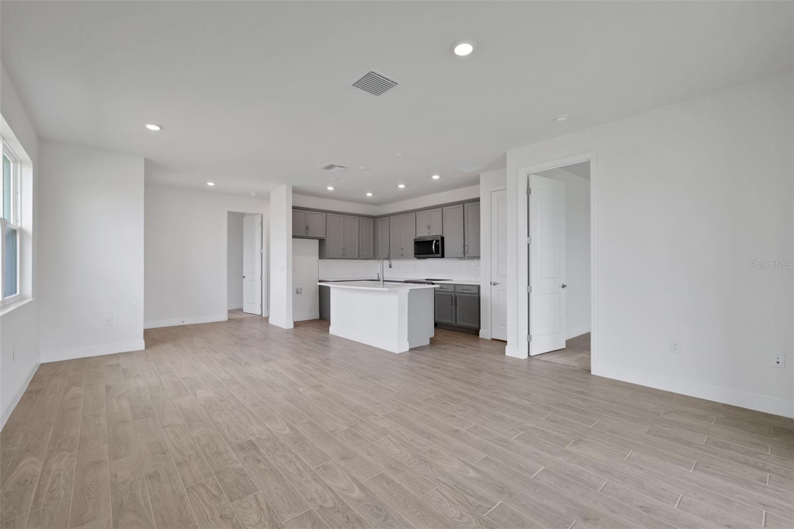 7551 SEA OAK CT — photo 6