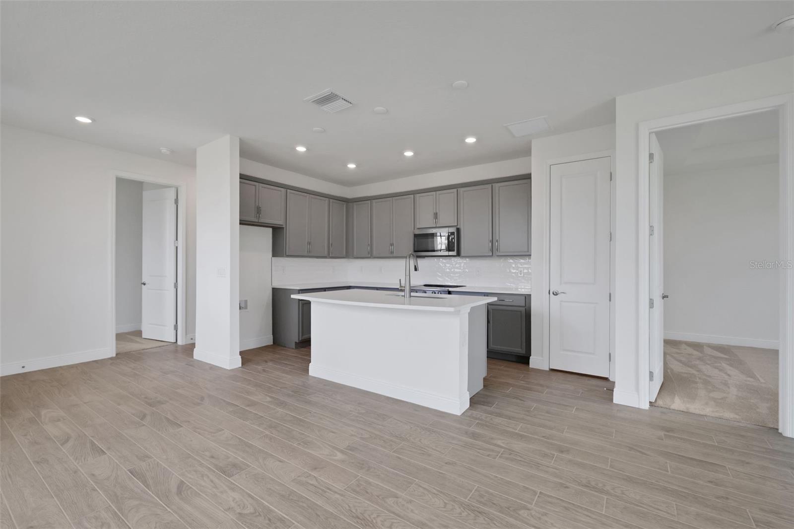 7551 SEA OAK CT — photo 10