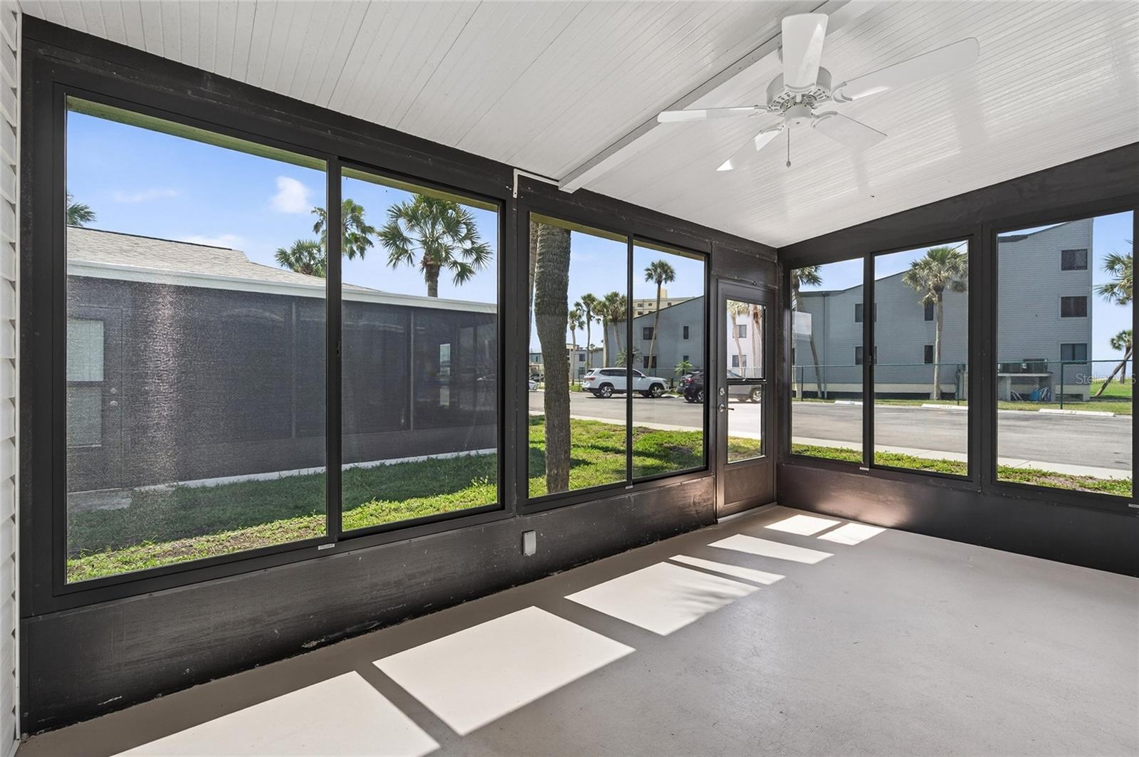 908 VILLAS DR #31 — photo 21