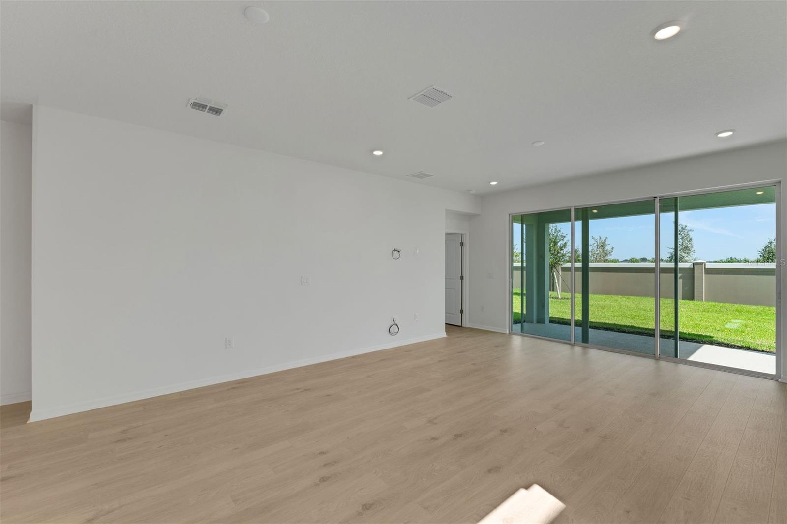 8112 SUNNY POINT TRL — photo 16