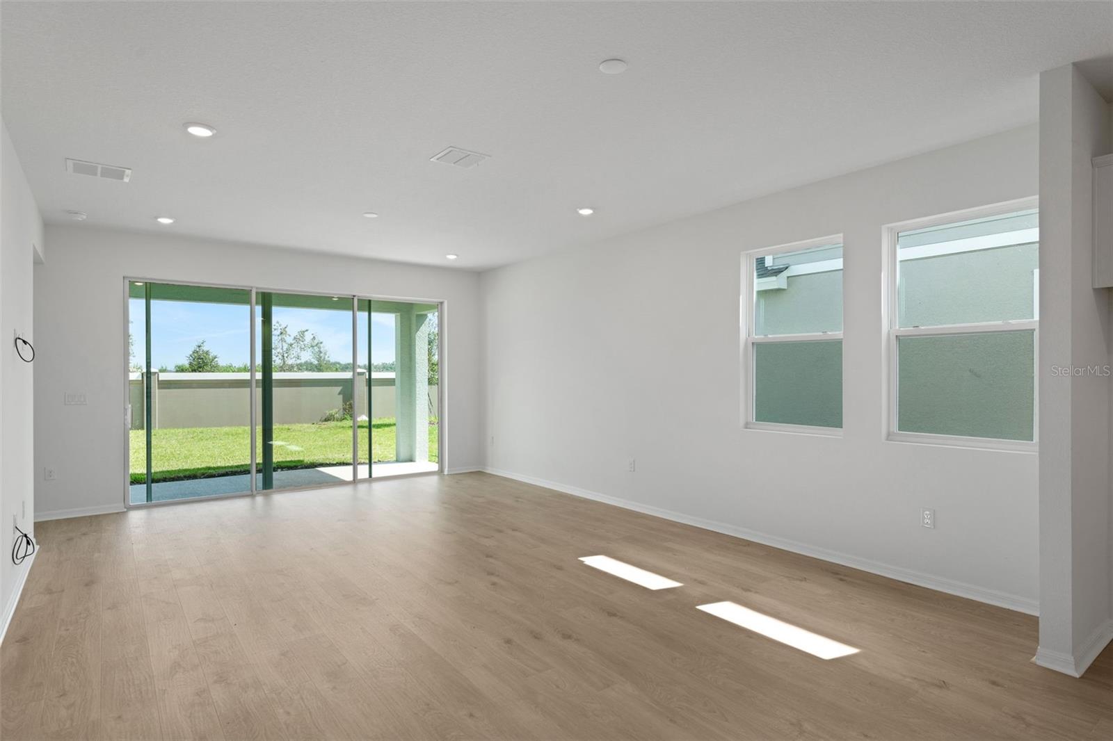 8112 SUNNY POINT TRL — photo 15