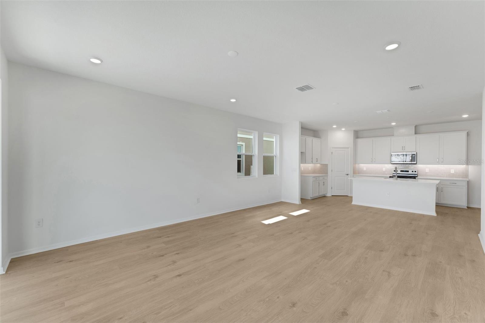 8112 SUNNY POINT TRL — photo 19