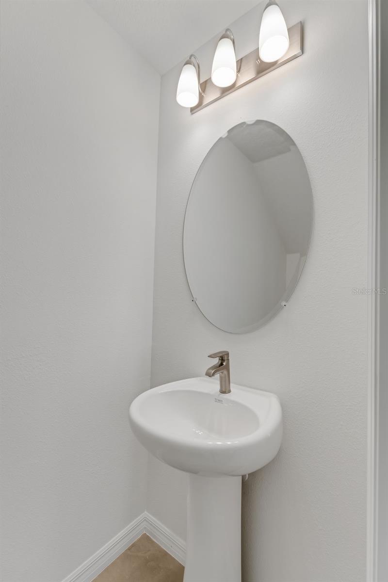 8112 SUNNY POINT TRL — photo 26