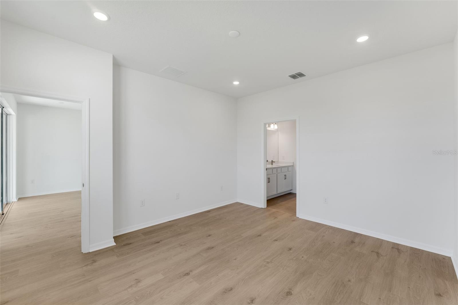 8112 SUNNY POINT TRL — photo 30