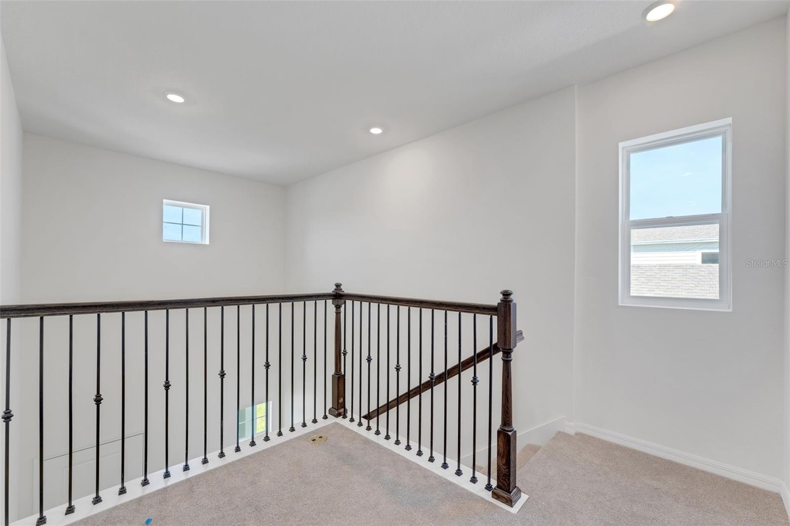 8112 SUNNY POINT TRL — photo 35