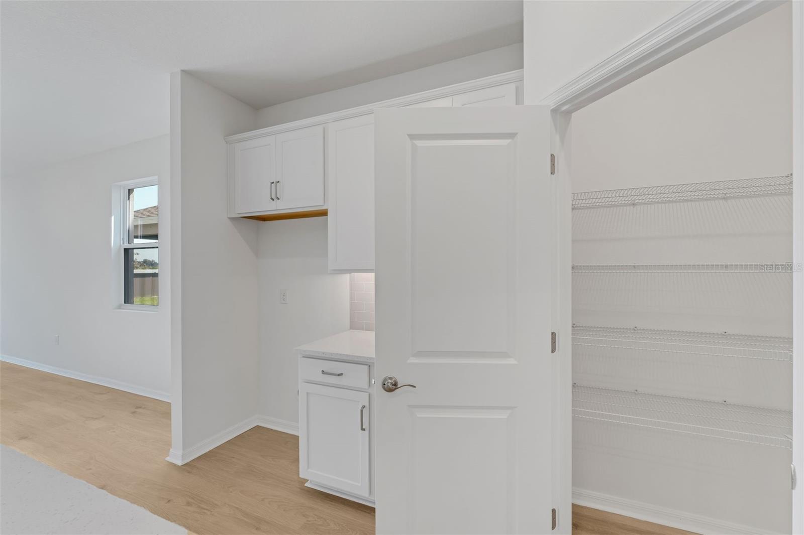 8112 SUNNY POINT TRL — photo 25
