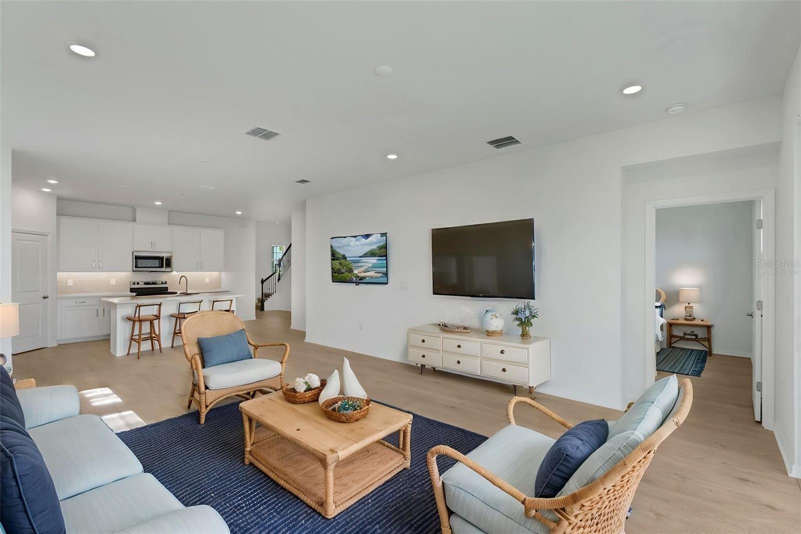 8112 SUNNY POINT TRL — photo 18