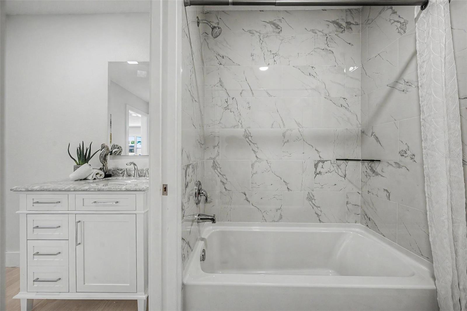 3340 FLORAMAR TER — photo 23